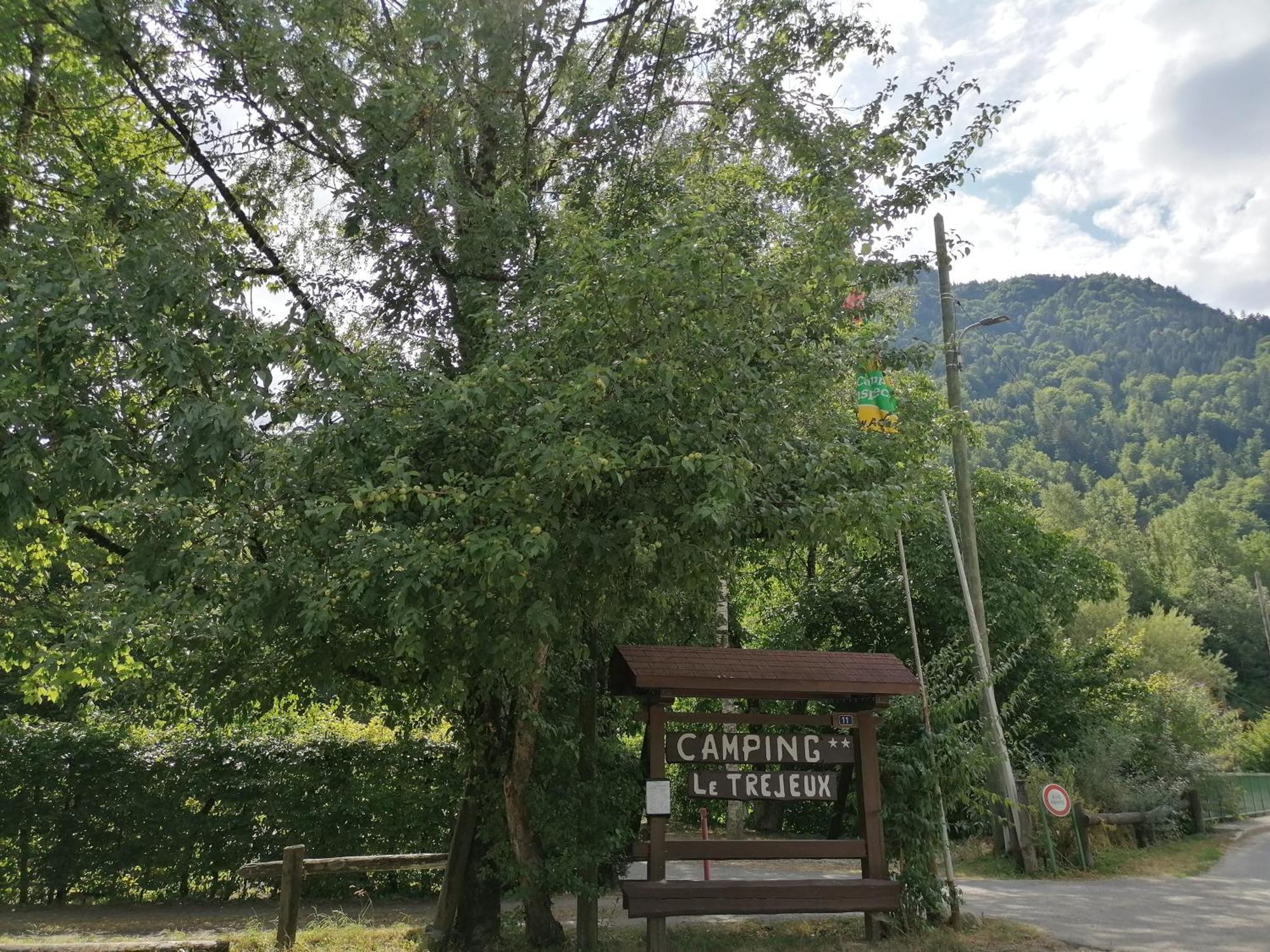 Camping Le Trejeux - Petit Chalet تون المظهر الخارجي الصورة